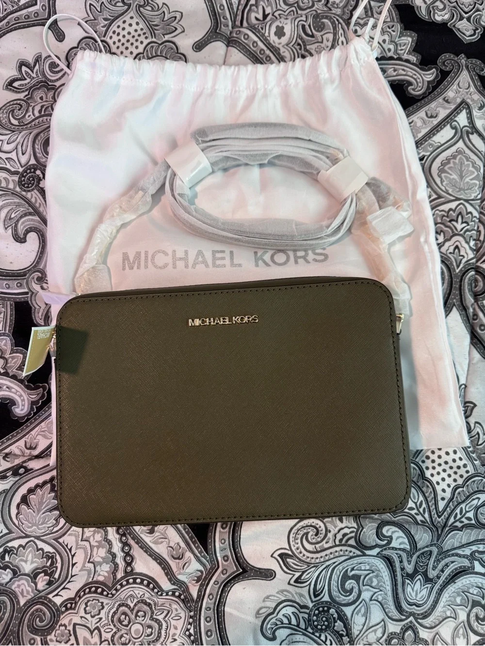 Michael Kors Olive Green Crossbody Bag - Picture 1 of 5